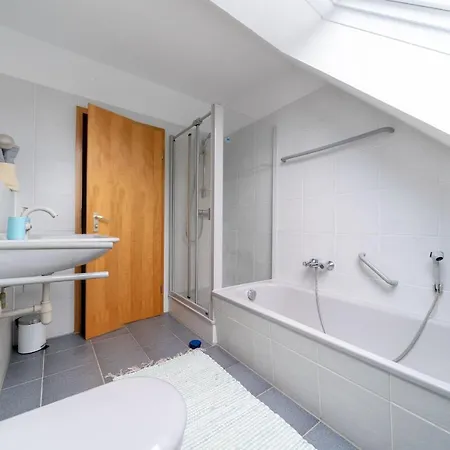 6632 Privatapartment * Laatzen
