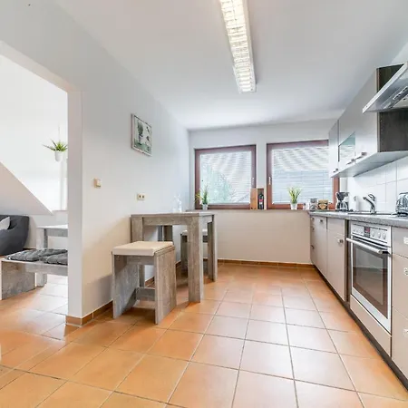 6632 Privatapartment * Laatzen